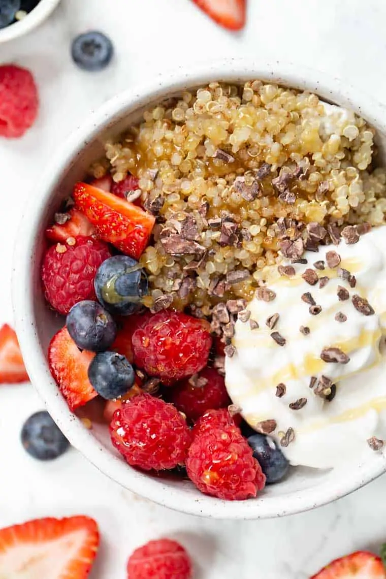 https://www.simplyquinoa.com/wp-content/uploads/2012/07/fruit-yogurt-quinoa-bowls-4.webp