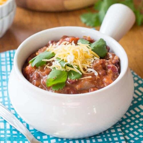 Three Alarm Vegetarian Quinoa Chili - Simply Quinoa