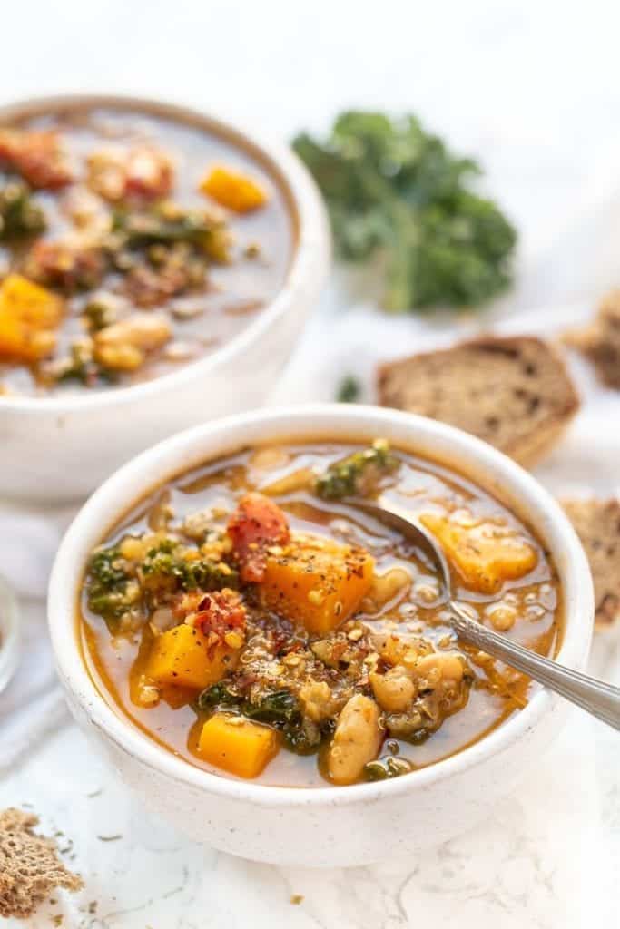 Tuscan Kale White Bean Soup | Simply Quinoa