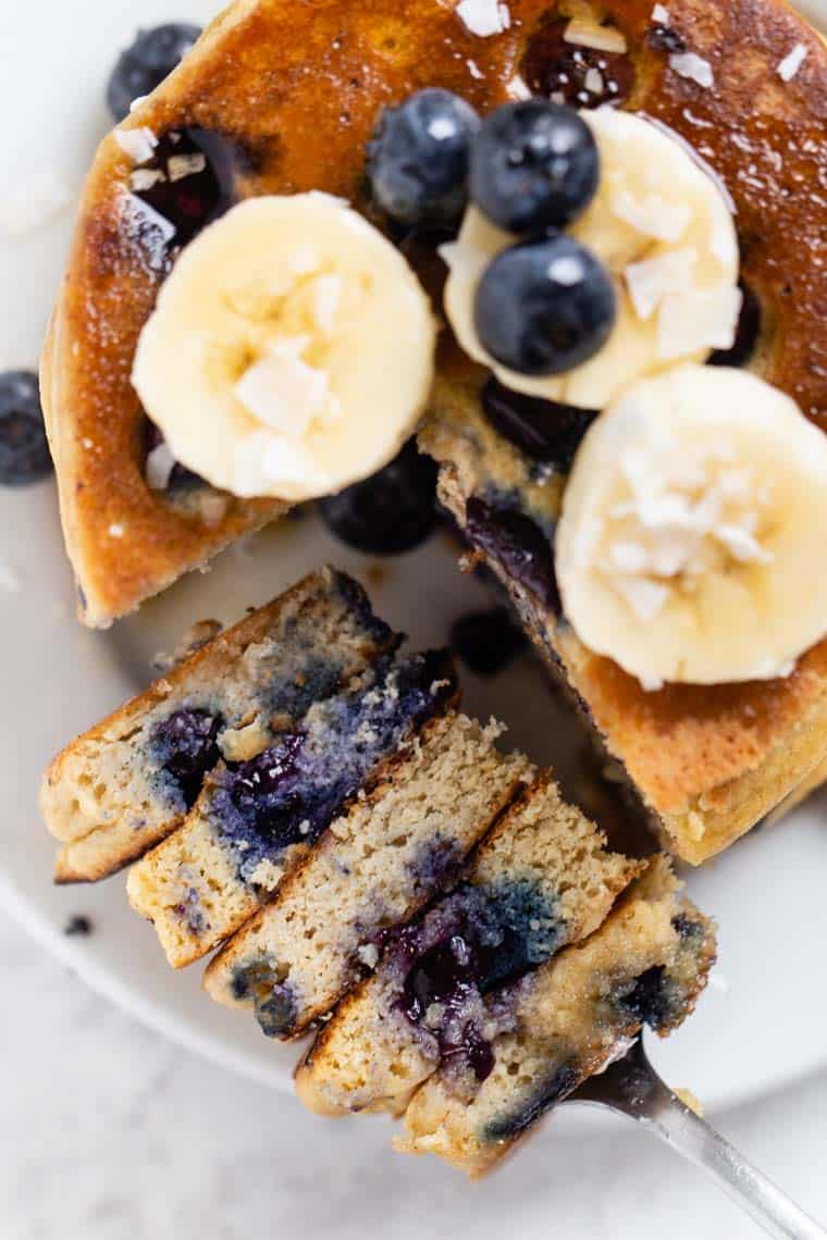 The BEST Blueberry Protein Pancakes [GF] - Simply Quinoa
