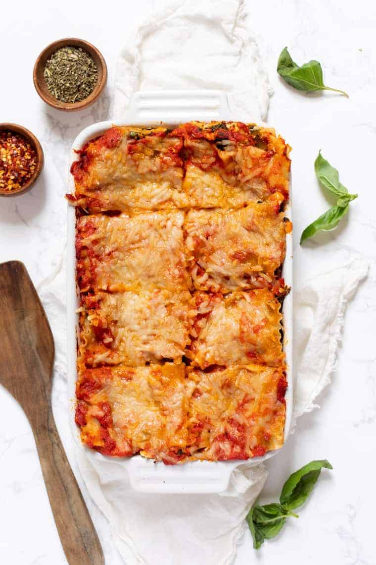 Vegan Spinach Lasagna Recipe {5 ingredients!} - Simply Quinoa