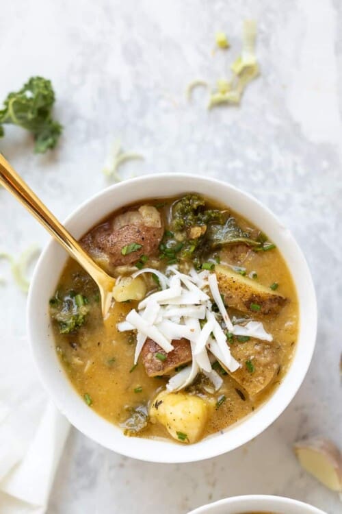 Chunky Vegan Potato Soup {With Leeks + Kale} - Simply Quinoa
