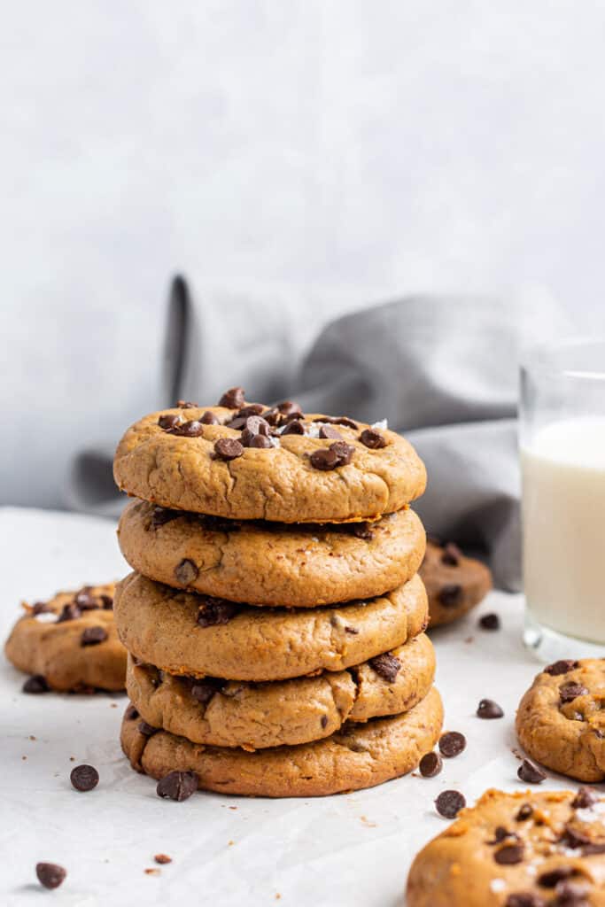 Almond Butter Chocolate Chip Cookies {Flourless} - Simply Quinoa