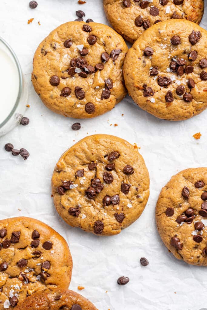 Almond Butter Chocolate Chip Cookies {Flourless} - Simply Quinoa