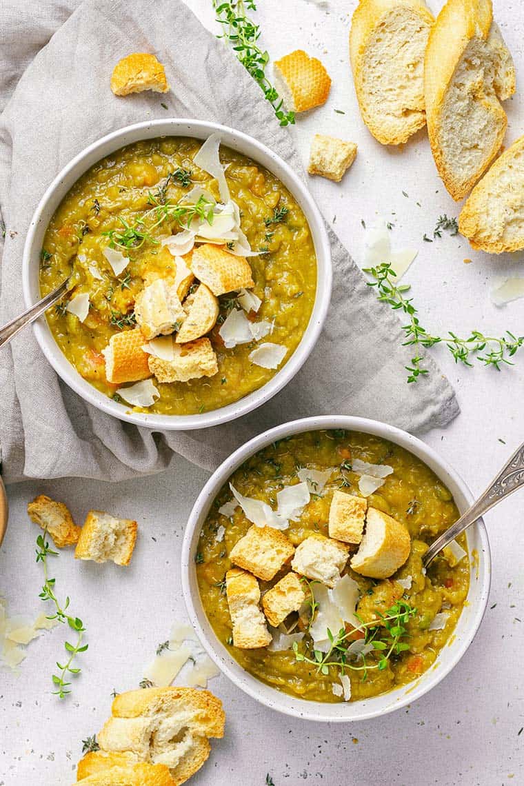Slow Cooker Vegan Split Pea Soup - Simply Quinoa