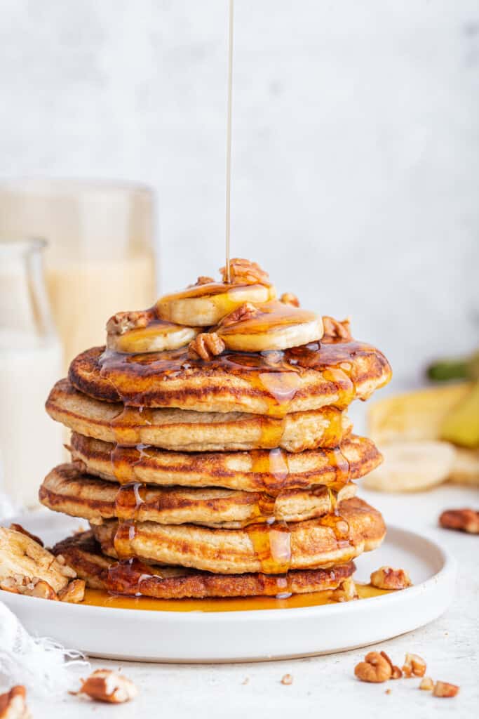 Easy Oatmeal Banana Pancakes | Simply Quinoa