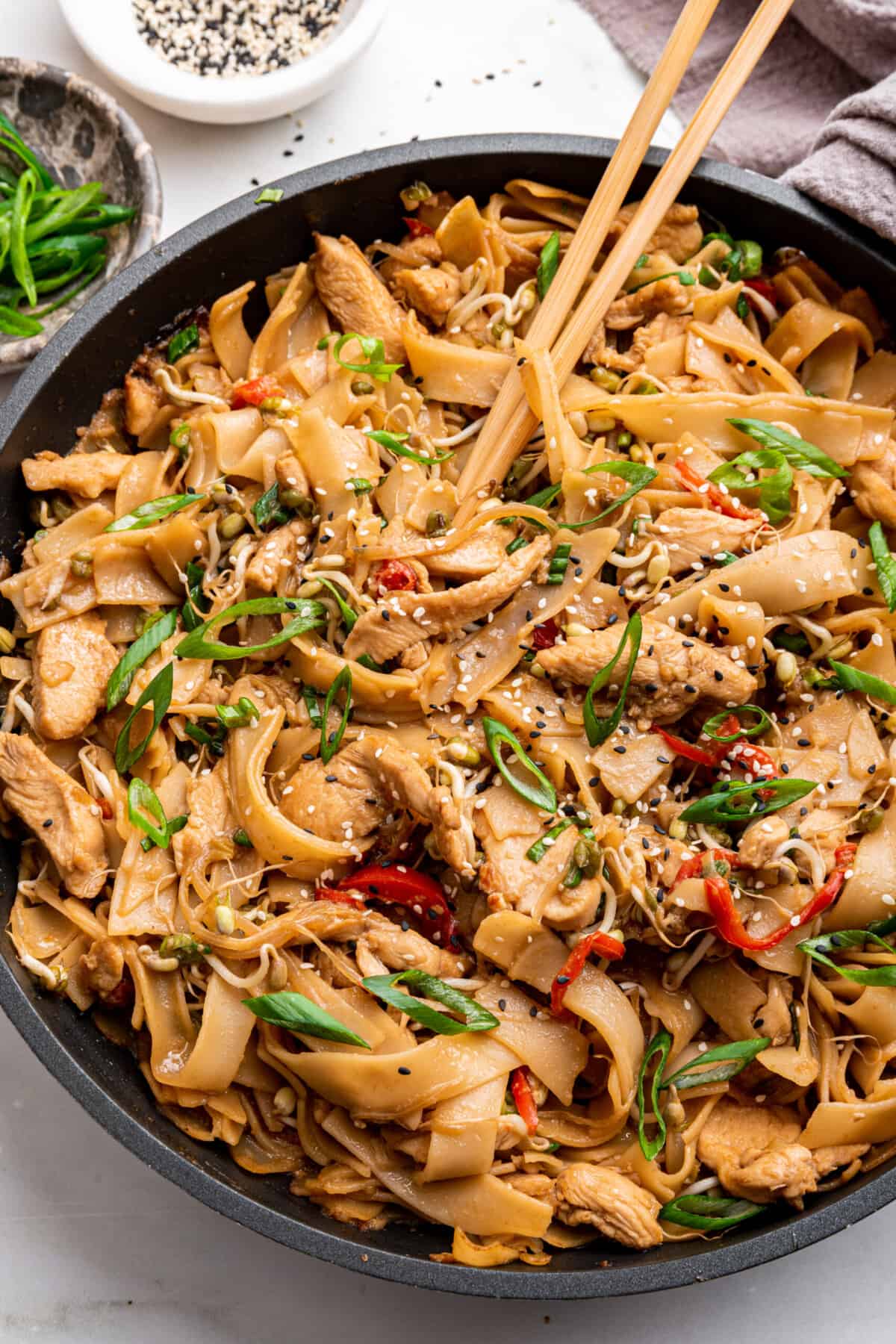 Chicken Chow Fun | Simply Quinoa