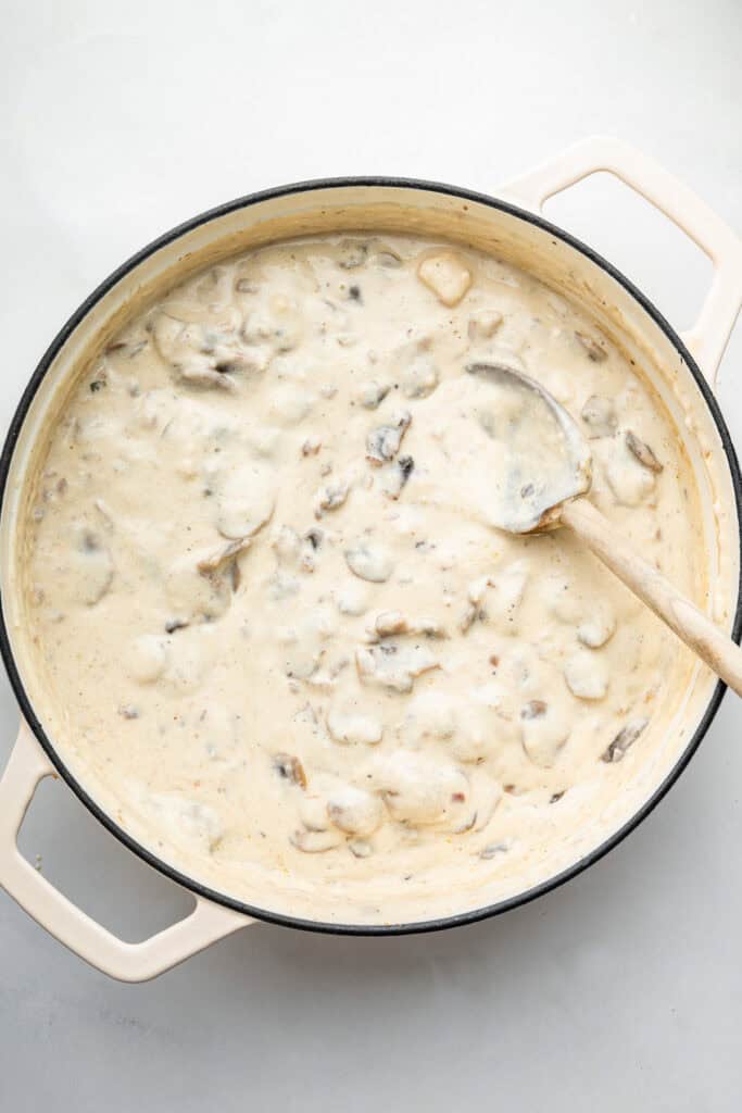 Pan of creamy mushroom sauce