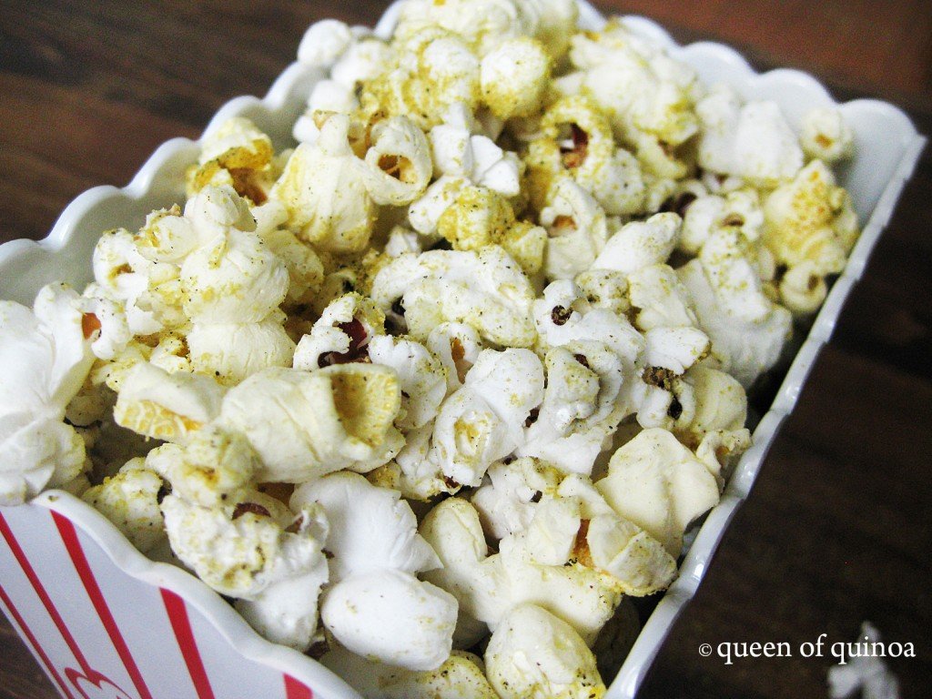 Salt & Pepper Popcorn {gluten-free & vegan} | Queen of Quinoa